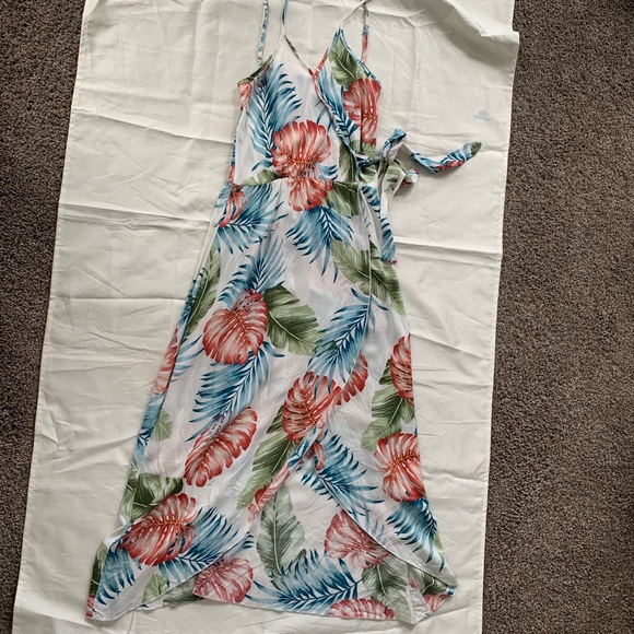 Tropical leaf print long dress - Picture 9 of 14